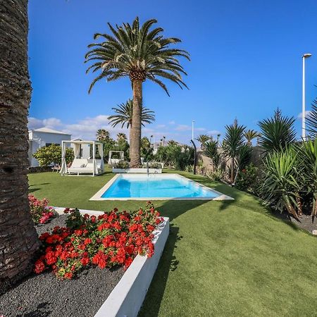 Villas New Lanzasuites Playa Blanca  Ngoại thất bức ảnh