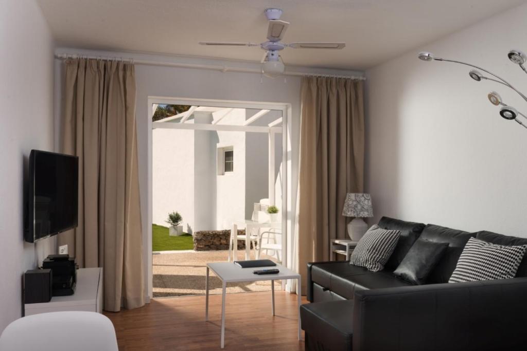 Villas New Lanzasuites Playa Blanca  Ngoại thất bức ảnh
