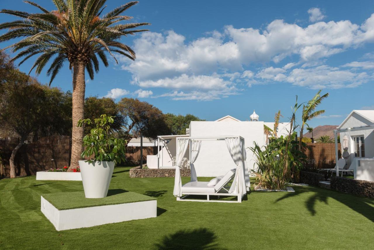 Villas New Lanzasuites Playa Blanca  Ngoại thất bức ảnh