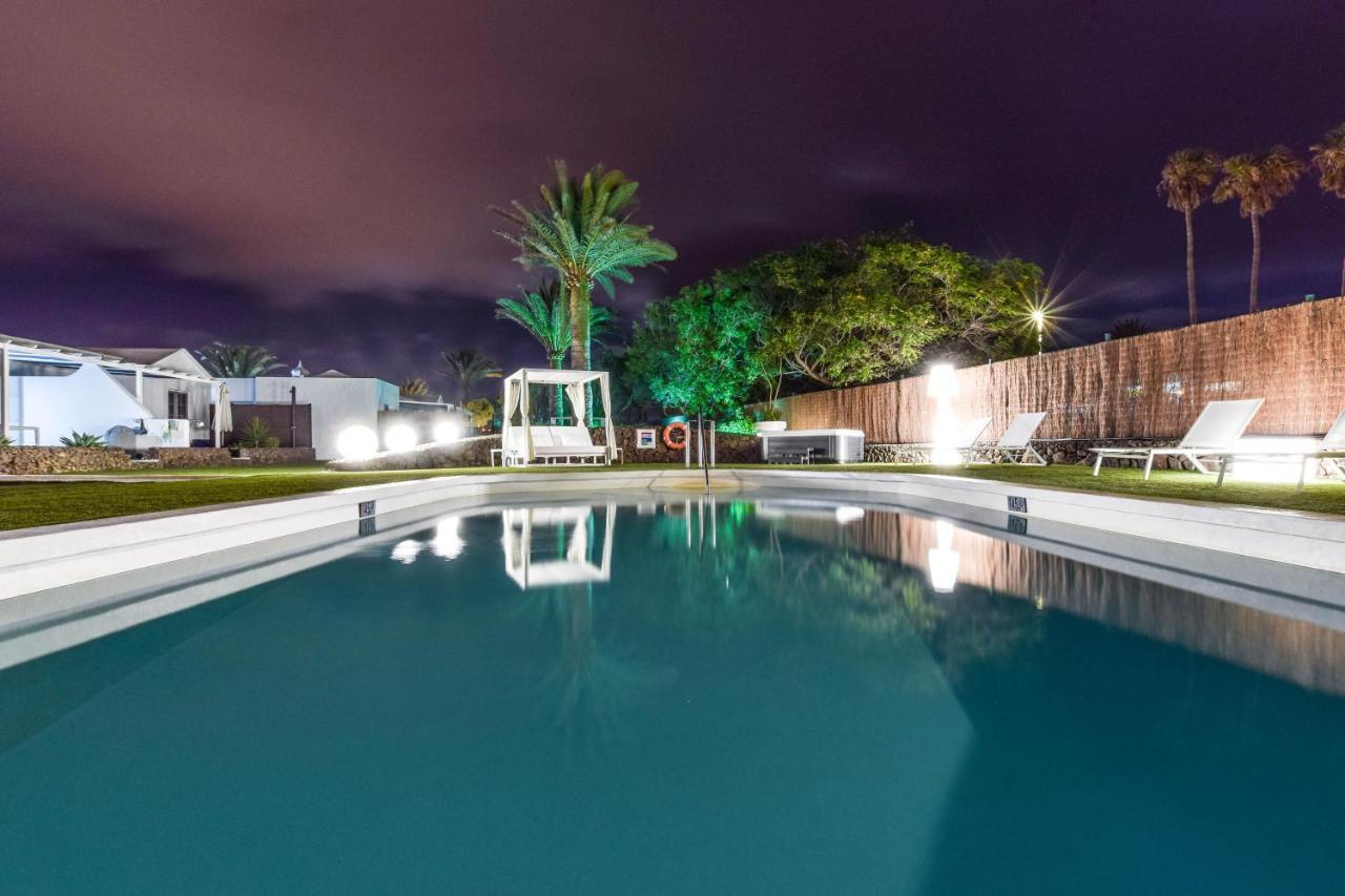 Villas New Lanzasuites Playa Blanca  Ngoại thất bức ảnh