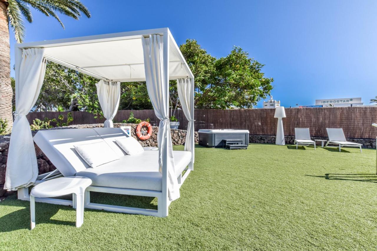 Villas New Lanzasuites Playa Blanca  Ngoại thất bức ảnh
